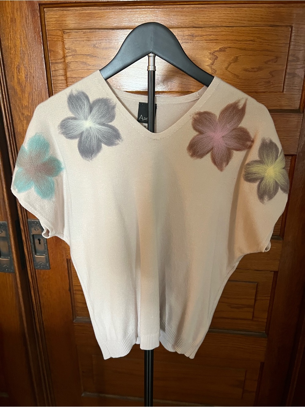 Aaeda Cream Floral Short-Sleeve Knit Top